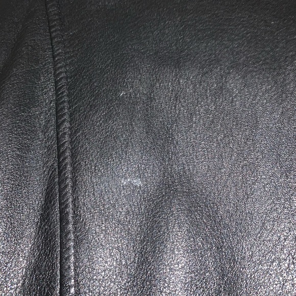 Danier Genuine Leather Jacket - Picture 5 of 8